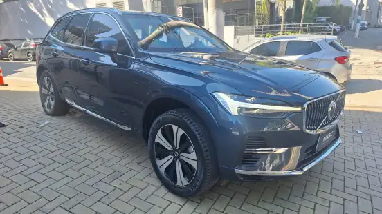 VOLVO-XC60-2024