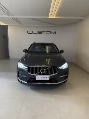VOLVO-XC60-2023