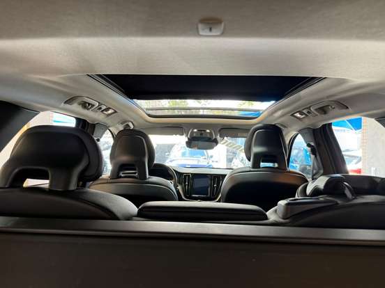 VOLVO-XC60-2.0 T5 GASOLINA INSCRIPTION AWD GEARTRONIC VOLVO-XC60-2018