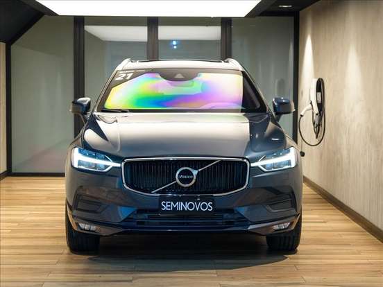 VOLVO-XC60-2020