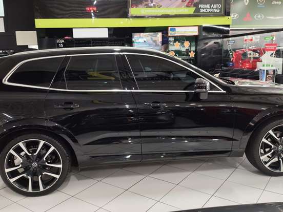 VOLVO-XC60-2.0 T5 GASOLINA MOMENTUM AWD GEARTRONIC VOLVO-XC60-2019