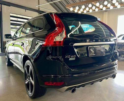 VOLVO-XC60-2.0 T5 R DESIGN TURBO GASOLINA 4P AUTOMÁTICO VOLVO-XC60-2015