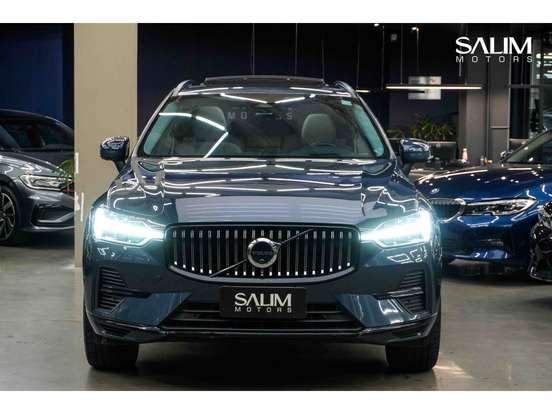 VOLVO-XC60-2022