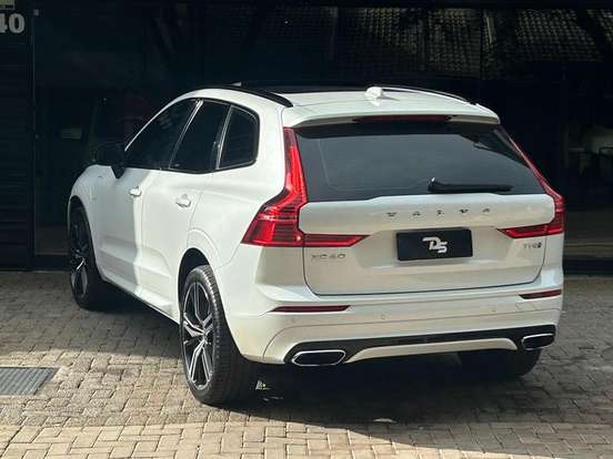 VOLVO-XC60-2.0 T8 HYBRID R-DESIGN AWD GEARTRONIC VOLVO-XC60-2020
