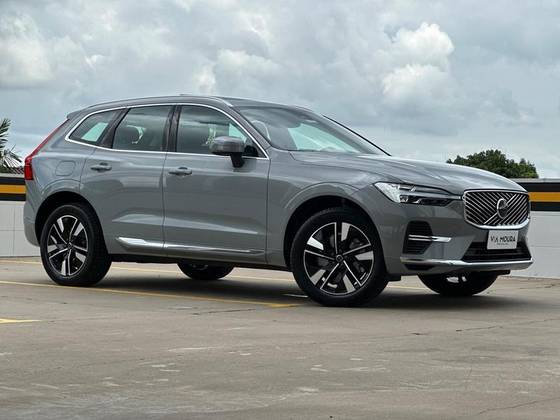 VOLVO XC60 2.0 T8 PHEV PLUS AWD GEARTRONIC