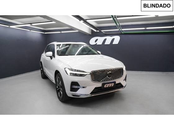 VOLVO XC60 2.0 T8 PHEV PLUS AWD GEARTRONIC