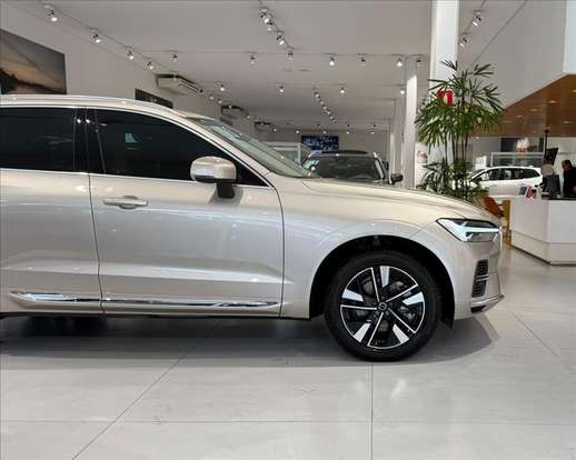 VOLVO-XC60-2.0 T8 PHEV PLUS AWD GEARTRONIC VOLVO-XC60-2025
