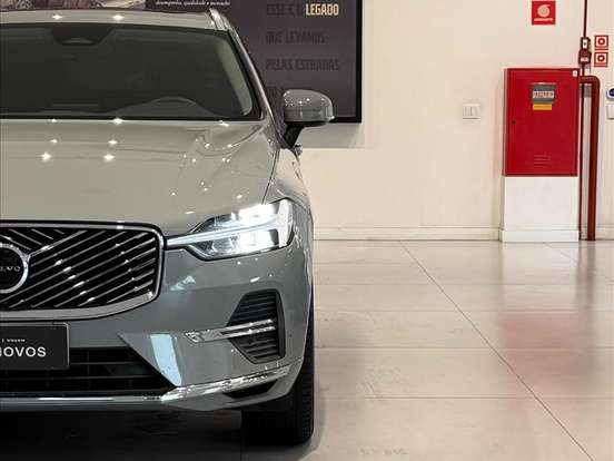 VOLVO-XC60-2.0 T8 PHEV PLUS AWD GEARTRONIC VOLVO-XC60-2025