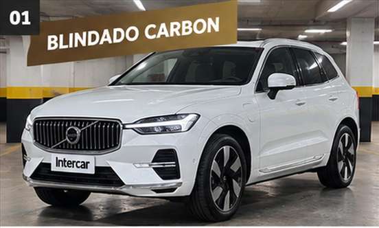 VOLVO-XC60-2024