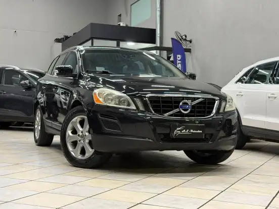 VOLVO-XC60-3.0 DYNAMIC AWD TURBO GASOLINA 4P AUTOMÁTICO VOLVO-XC60-2010