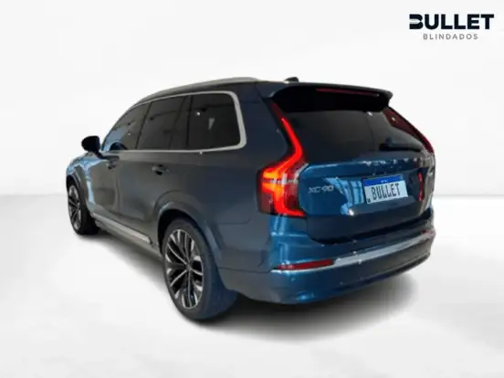 VOLVO-XC90-2025