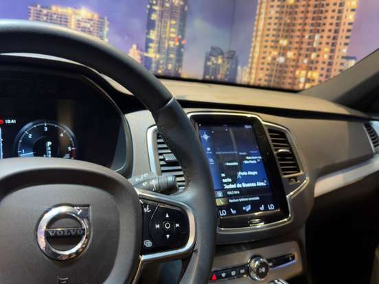 VOLVO-XC90-2.0 D5 DIESEL MOMENTUM AWD GEARTRONIC VOLVO-XC90-2018