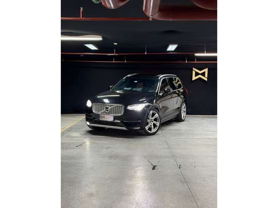 VOLVO-XC90-2016