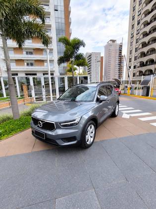 VOLVO XC40 2.0 T4 GASOLINA GEARTRONIC