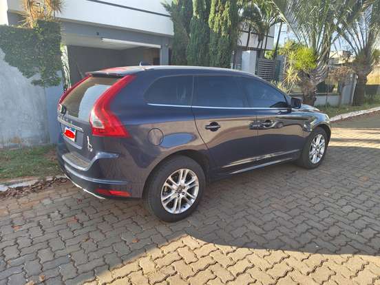 VOLVO-XC60-2.0 T5 MOMENTUM GASOLINA 4P AUTOMÁTICO VOLVO-XC60-2016