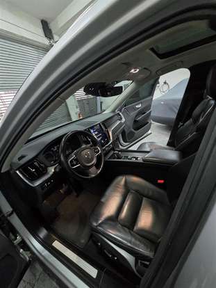 VOLVO-XC60-2.0 T8 HYBRID MOMENTUM AWD GEARTRONIC VOLVO-XC60-2020