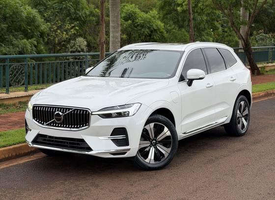 VOLVO XC60 2.0 T8 RECHARGE PLUS AWD GEARTRONIC