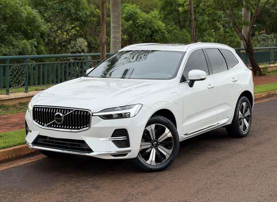 VOLVO-XC60-2.0 T8 RECHARGE PLUS AWD GEARTRONIC VOLVO-XC60-2023