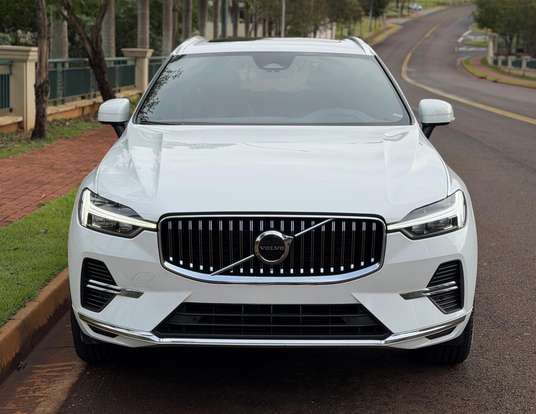 VOLVO-XC60-2.0 T8 RECHARGE PLUS AWD GEARTRONIC VOLVO-XC60-2023