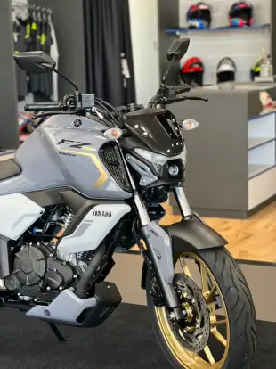 YAMAHA-FZ15 FAZER CONNECTED ABS-2026