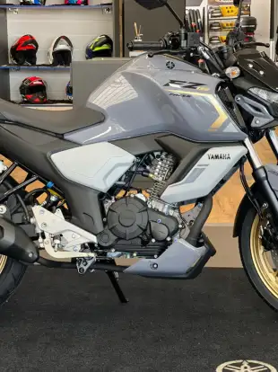 YAMAHA-FZ15 FAZER CONNECTED ABS-2026