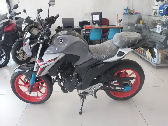 YAMAHA-FZ25 FAZER CONNECTED ABS YAMAHA-FZ25 FAZER CONNECTED ABS-2026