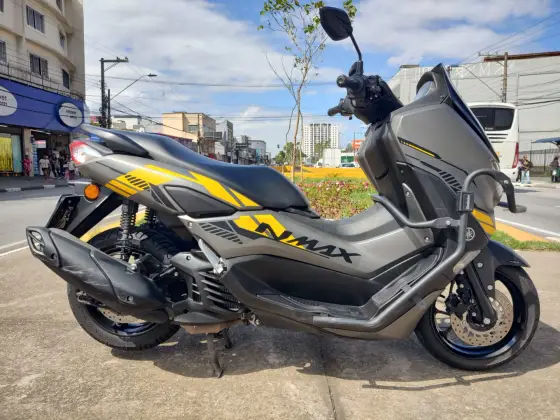 YAMAHA NMAX CONNECTED 160 SE ABS 