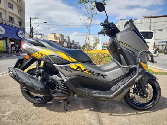 YAMAHA-NMAX CONNECTED 160 SE ABS-2024