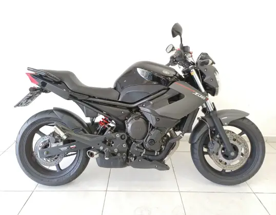 YAMAHA XJ6 N ABS 