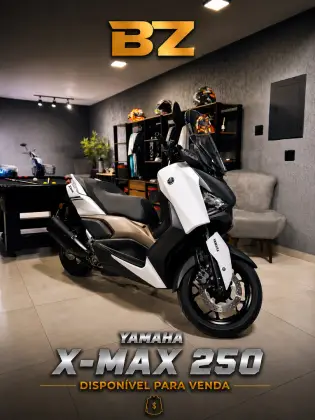 YAMAHA XMAX 250 CONNECTED ABS 