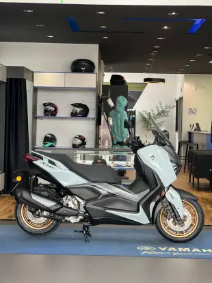 YAMAHA-XMAX 300 CONNECTED ABS YAMAHA-XMAX 300 CONNECTED ABS-2026