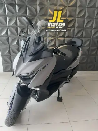 YAMAHA XMAX ABS 