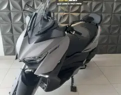 YAMAHA XMAX ABS YAMAHA XMAX ABS