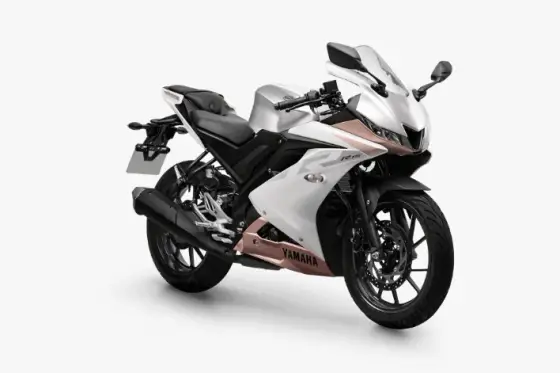 YAMAHA YZF R15 YAMAHA YZF R15