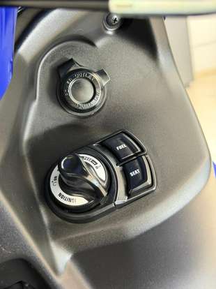 YAMAHA-FLUO 125 ABS-2024