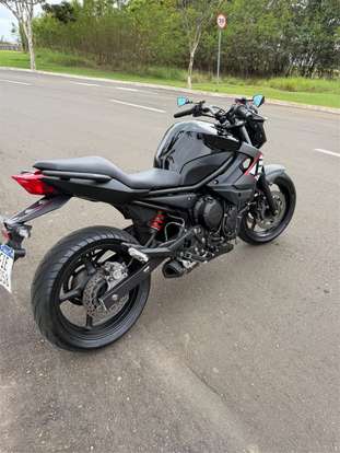 YAMAHA-XJ6 N-2013