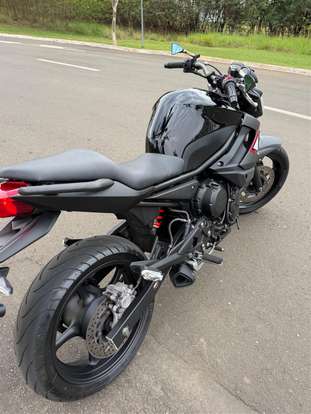 YAMAHA-XJ6 N-2013