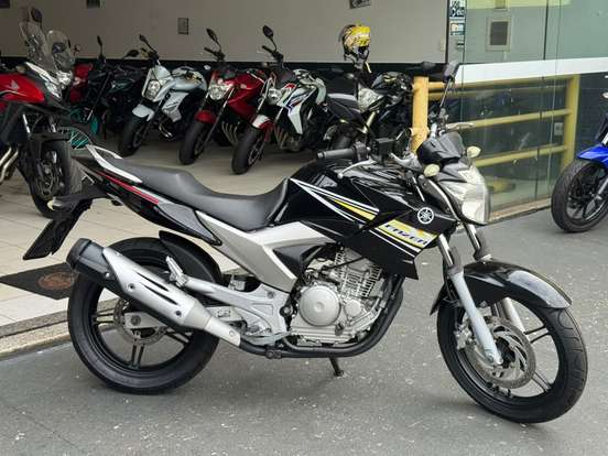 YAMAHA-YS 250 FAZER-2015