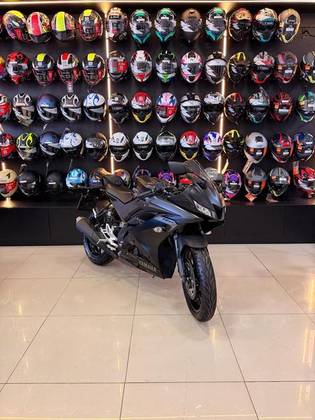 YAMAHA YZF R15 
