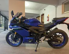 YAMAHA YZF R3 ABS CONNECTED YAMAHA YZF R3 ABS CONNECTED