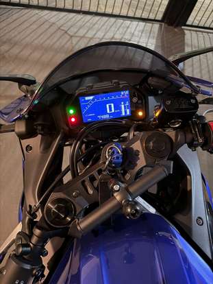 YAMAHA-YZF R3 ABS CONNECTED YAMAHA-YZF R3 ABS CONNECTED-2025