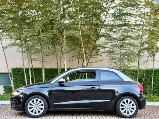 AUDI-A1-1.4 TFSI ATTRACTION 16V 122CV GASOLINA 2P AUTOMÁTICO AUDI-A1-2011