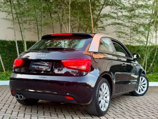 AUDI-A1-2011