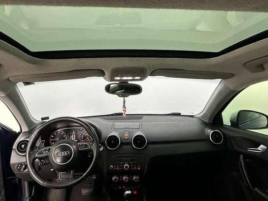 AUDI-A1-2011