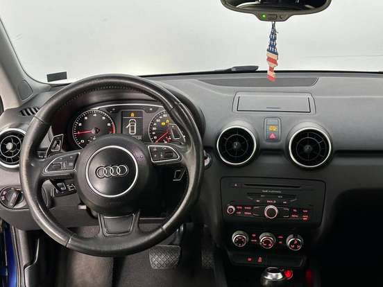 AUDI-A1-1.4 TFSI SPORT 16V 185CV GASOLINA 2P AUTOMÁTICO AUDI-A1-2011