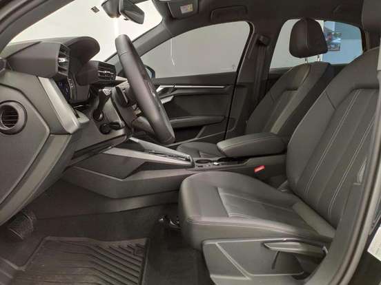 AUDI-A3-2024