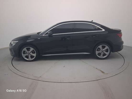 AUDI-A3-2024