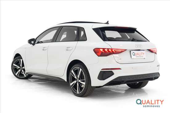 AUDI-A3-2023