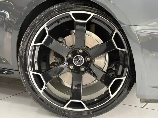 AUDI-A4-2.0 TFSI GASOLINA AVANT PRESTIGE PLUS S TRONIC AUDI-A4-2019