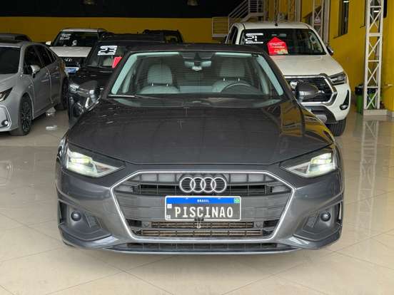 AUDI-A4-2022